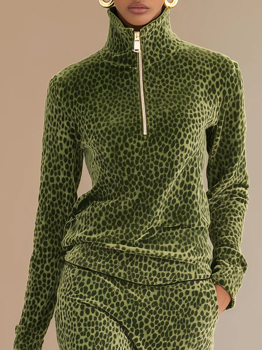 2026 cross-border European and American autumn and winter women's sports style leopard pattern stand-up collar long sleeve shirt and skirt two-piece set