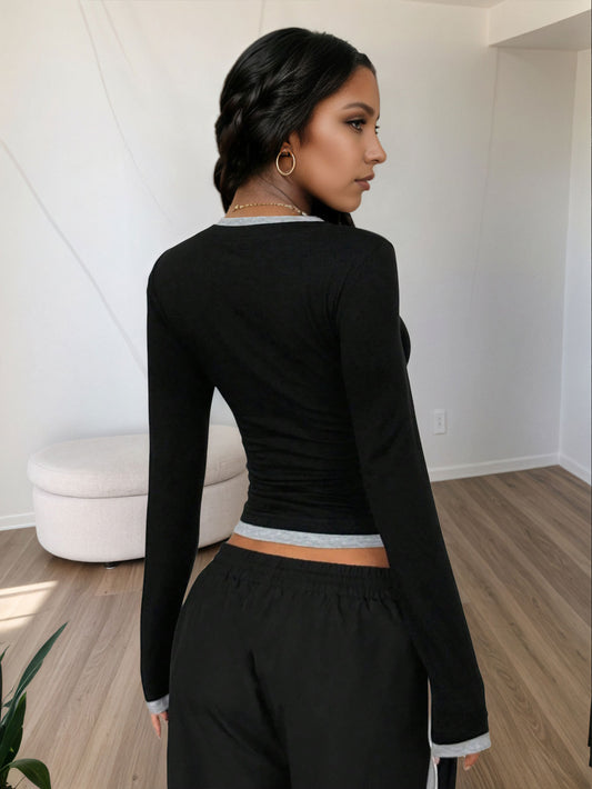 2026 autumn and winter Europe and America cross border new sexy hot girl solid color women's clothing V-neck slim-fit long sleeve stitching T-shirt in contrast color