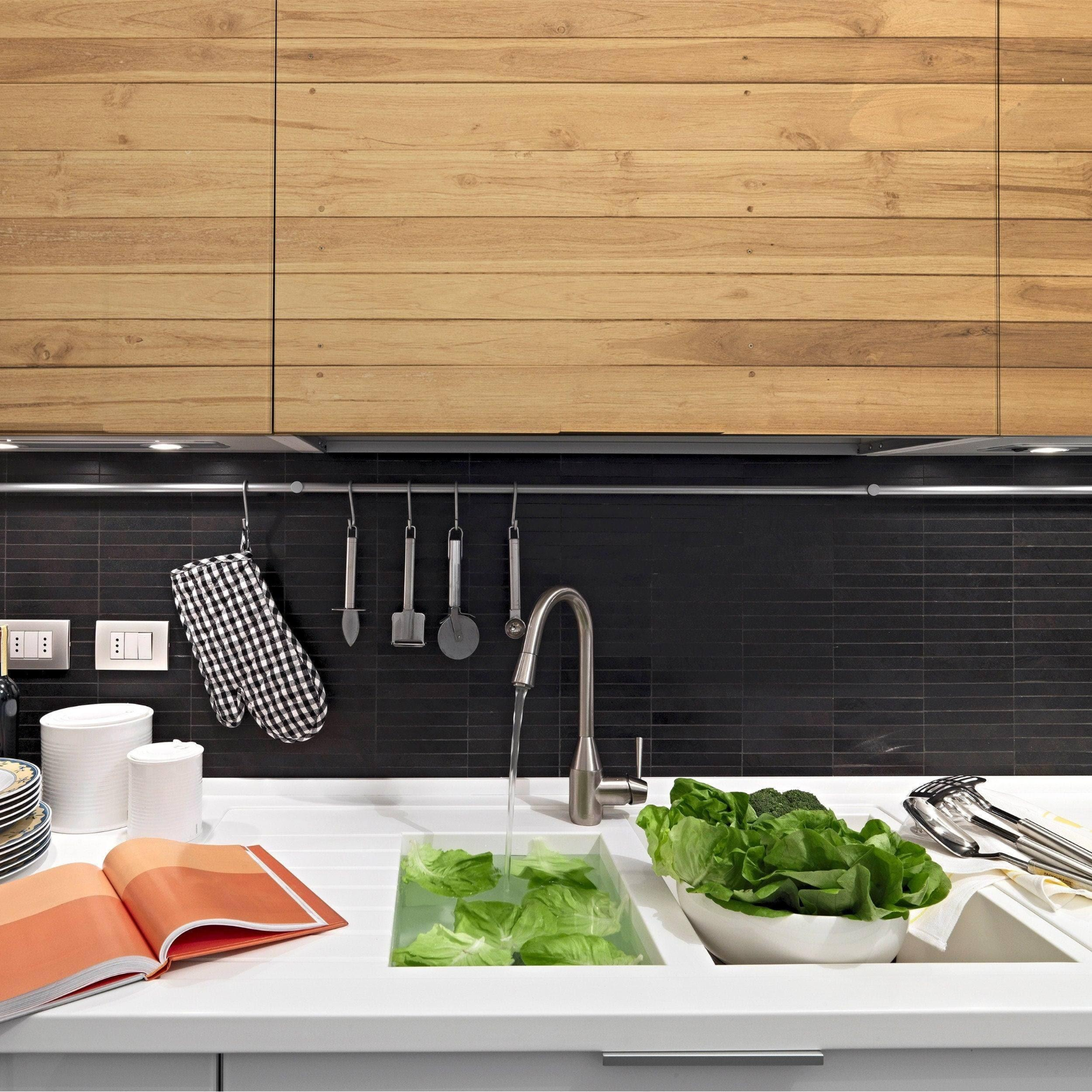81672500