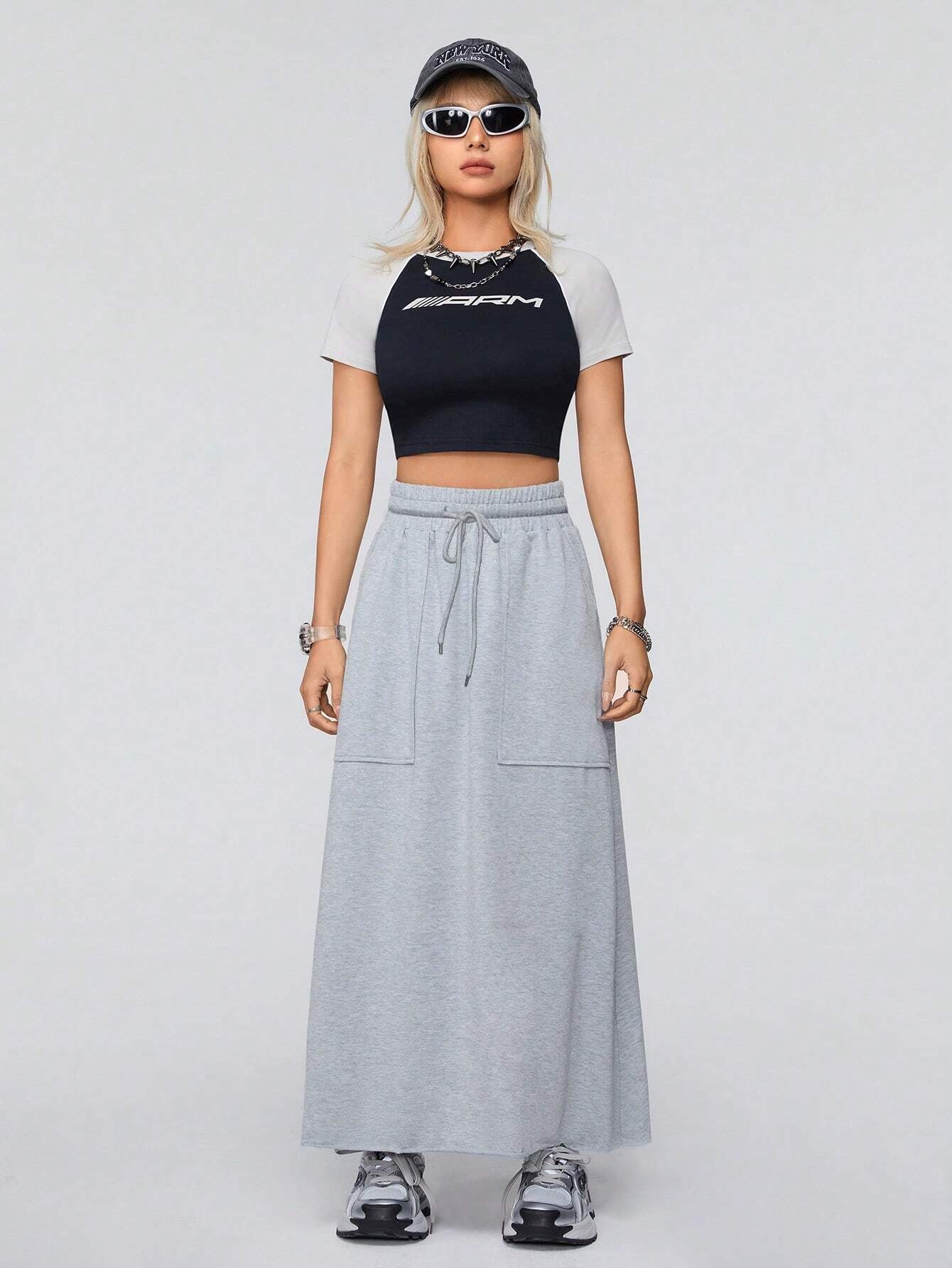 Amazon 2026 Europe and America cross border women's fashion casual knitted sweater small A swing loose Sports Skirt