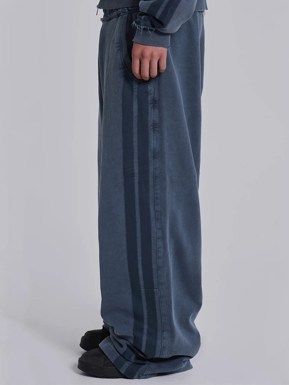Shop 2026 Wide-Leg Pure Cotton High Waist Sweatpants at USAve Merchandise. Wild running sports casual pants. Free shipping over $50!