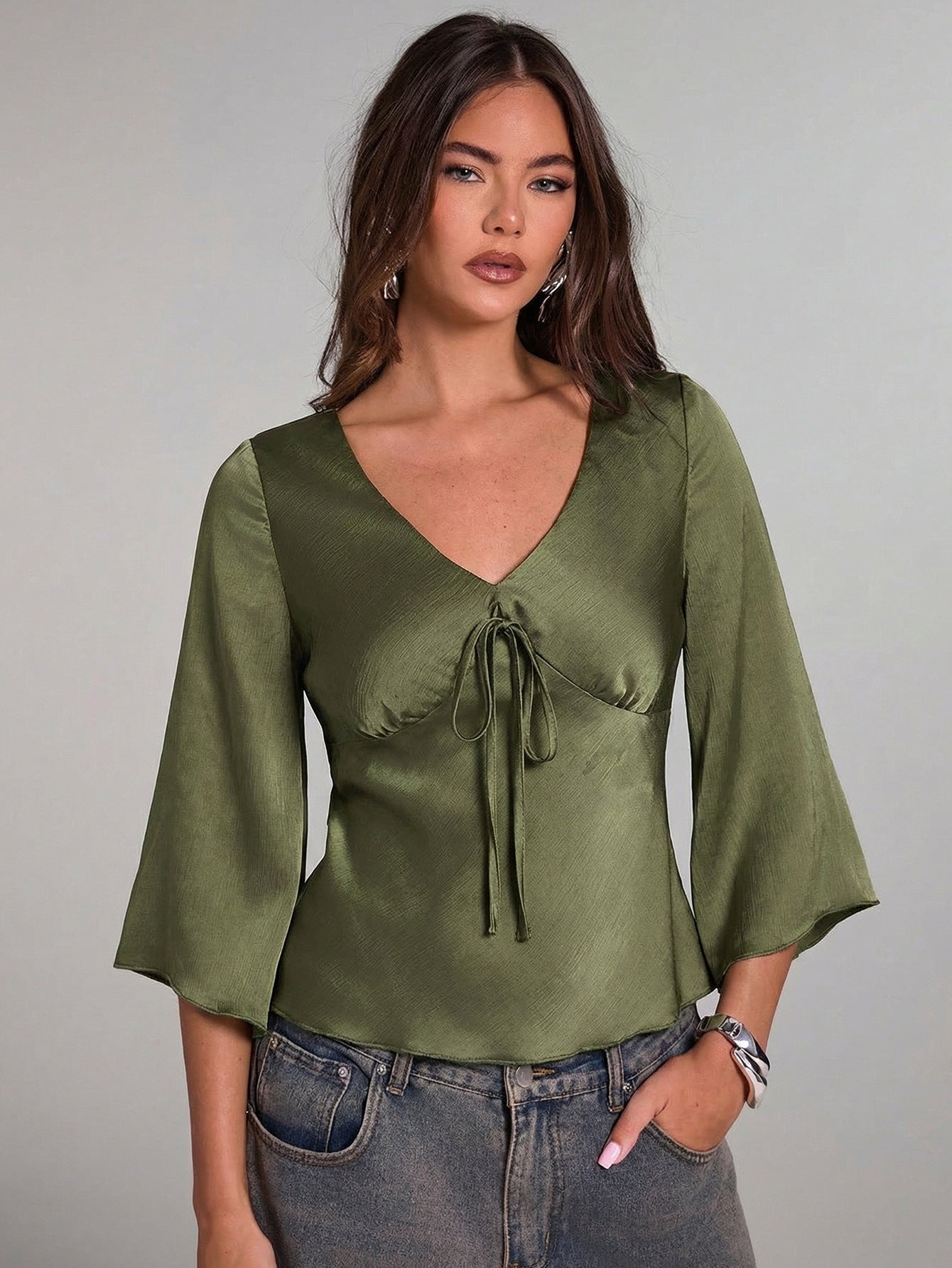 European and American fashion solid color shirt 2026 spring and summer new cross-border Amazon foreign trade slim fit pullover v-neck shirt for women