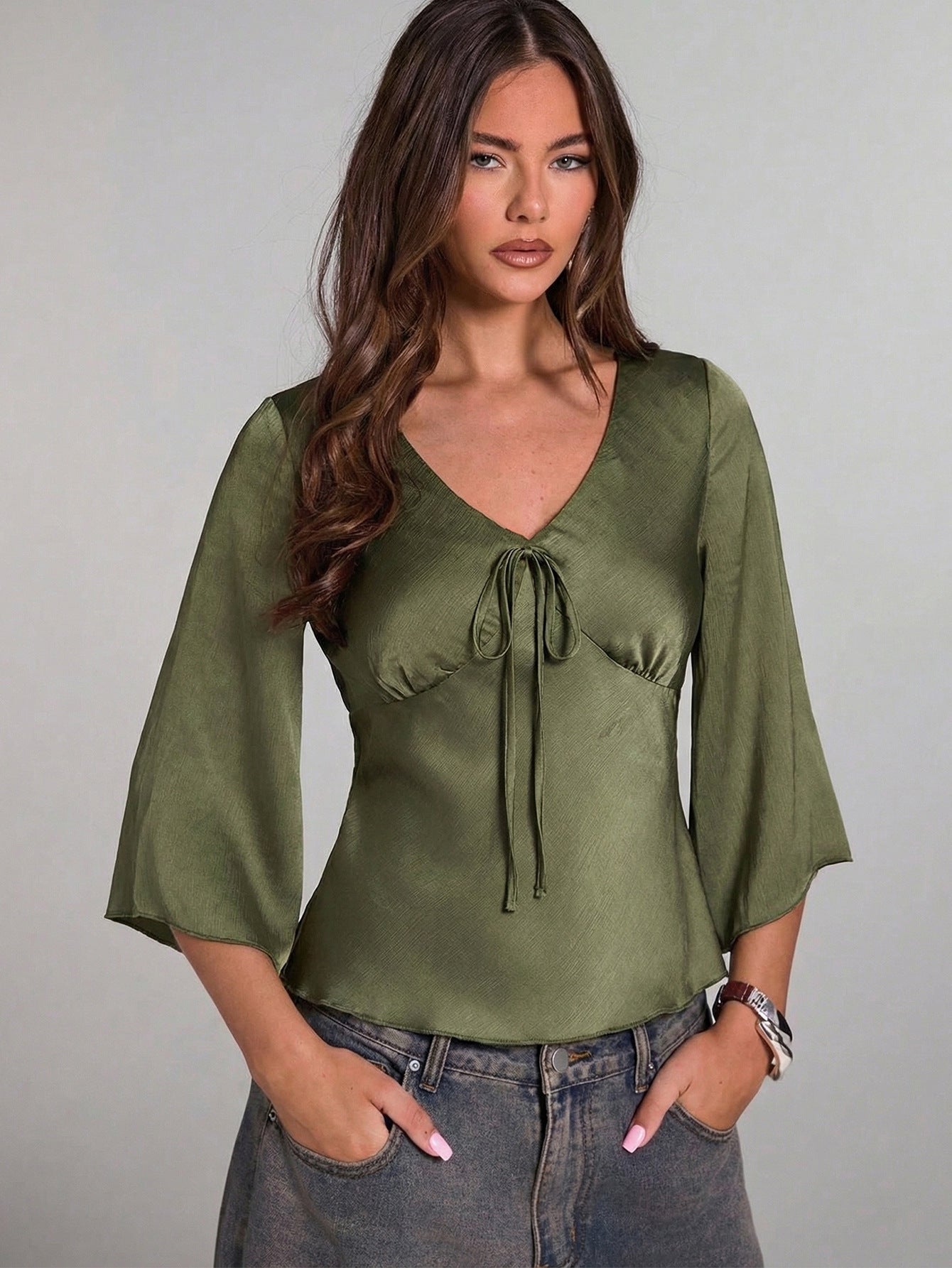 European and American fashion solid color shirt 2026 spring and summer new cross-border Amazon foreign trade slim fit pullover v-neck shirt for women