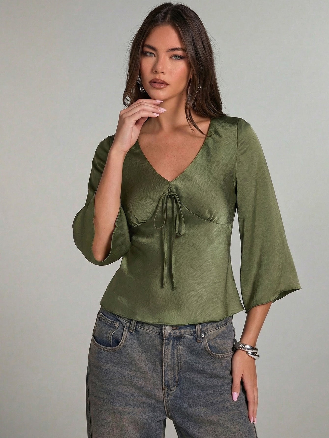 European and American fashion solid color shirt 2026 spring and summer new cross-border Amazon foreign trade slim fit pullover v-neck shirt for women