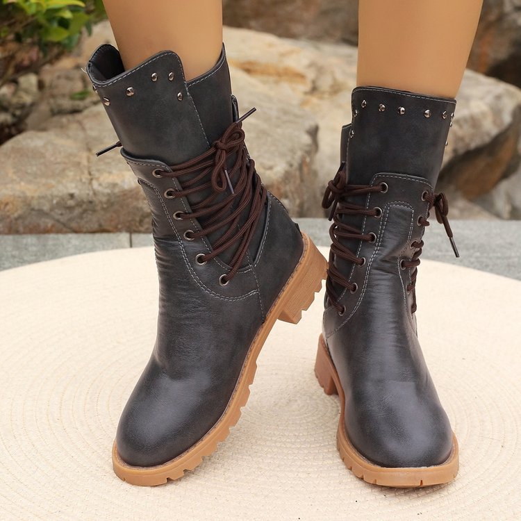 Cross-border large size boots women's autumn and winter new motorcycle boots European and American style lace-up retro style rivet Knight boots women