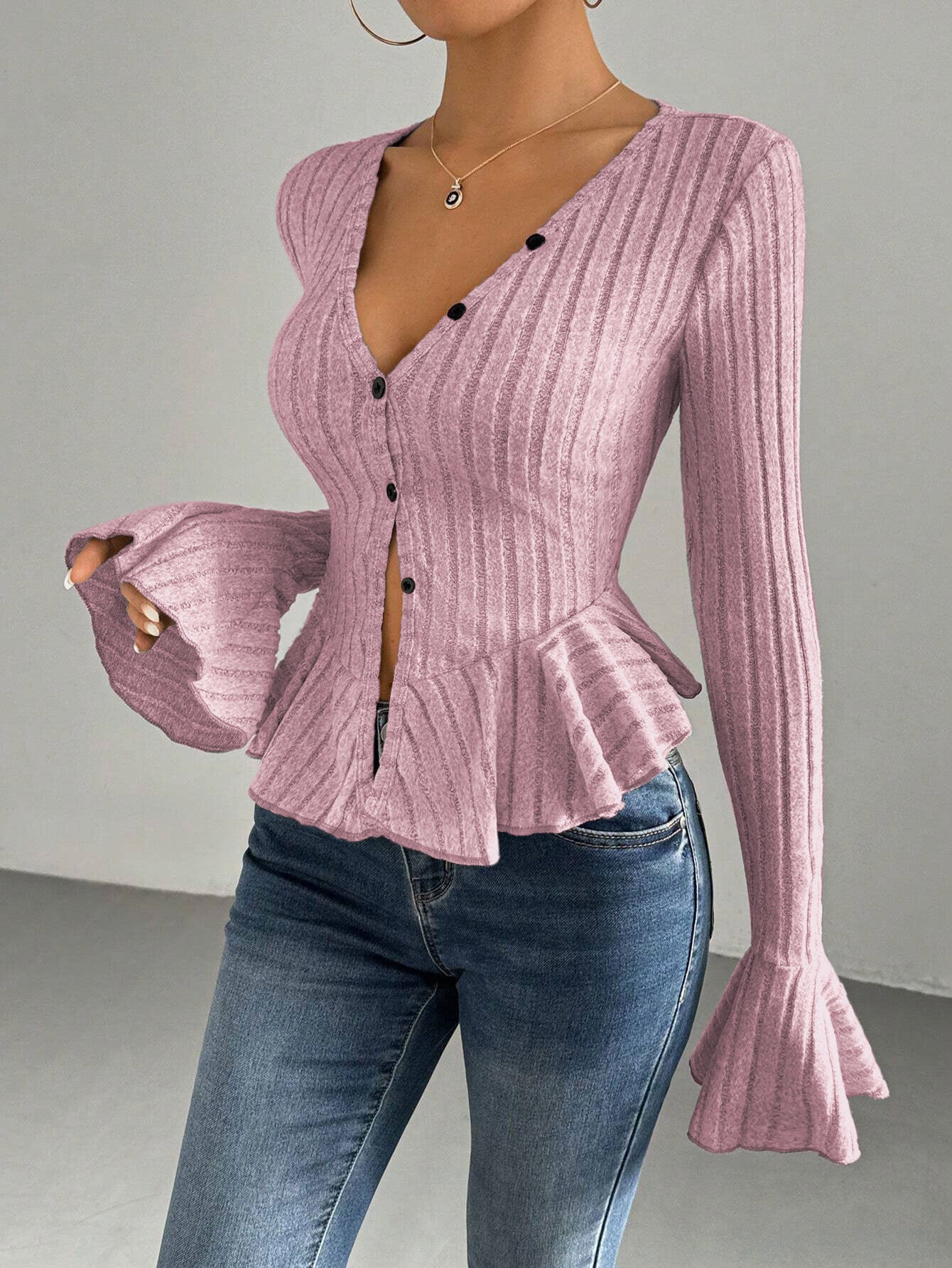 Cross-border women's clothing European and American elegant style T-shirt 2026 autumn and winter New v-neck ruffled slim temperament fleece top