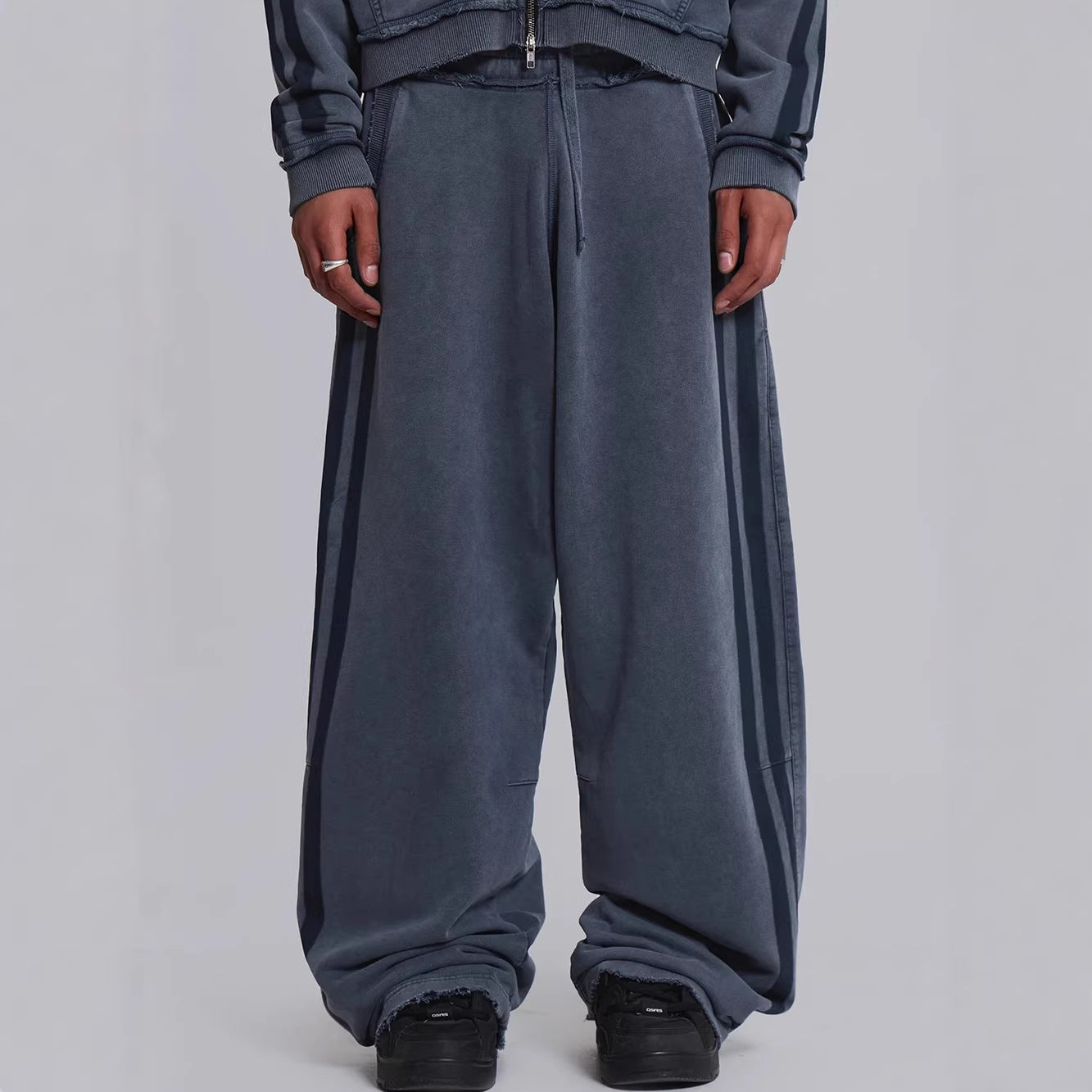 Shop 2026 Wide-Leg Pure Cotton High Waist Sweatpants at USAve Merchandise. Wild running sports casual pants. Free shipping over $50!