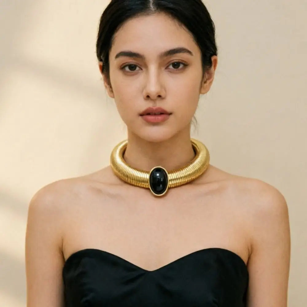 Metal Chain Chunky Choker Necklace – Gold Vintage Styles