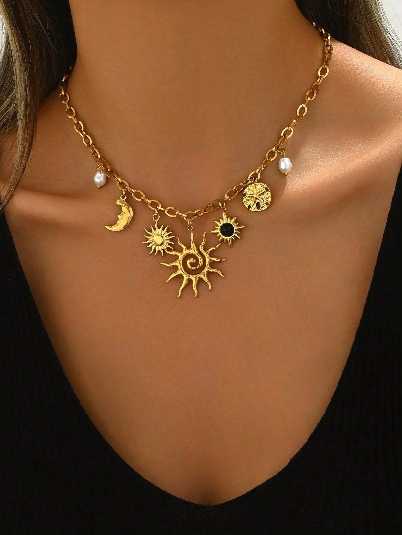 "Glamorous Gold Color Chunky Chain Necklace With Playful Heart Sun Moon Imitation Pearl Charms Women's Garden Parties Jewelry