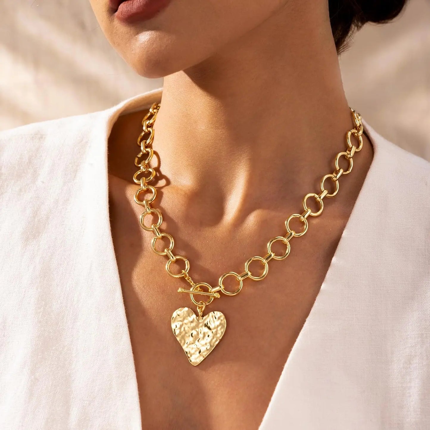 Chunky Heart Necklace for Women Gold Plated Chunky Heart Pendant Bold Chain Necklace with Toggle Clasp Statement Jewelry