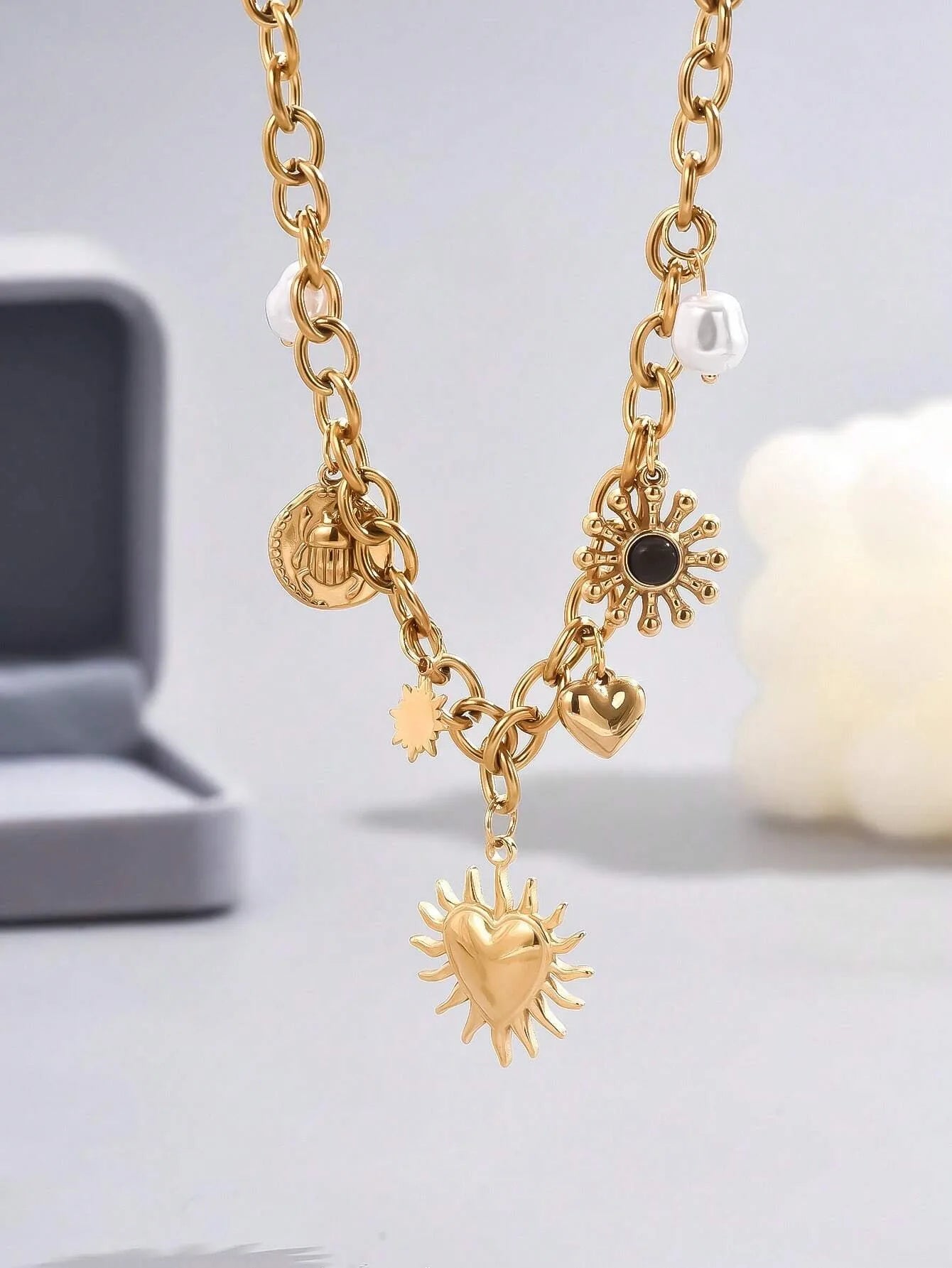 "Glamorous Gold Color Chunky Chain Necklace With Playful Heart Sun Moon Imitation Pearl Charms Women's Garden Parties Jewelry