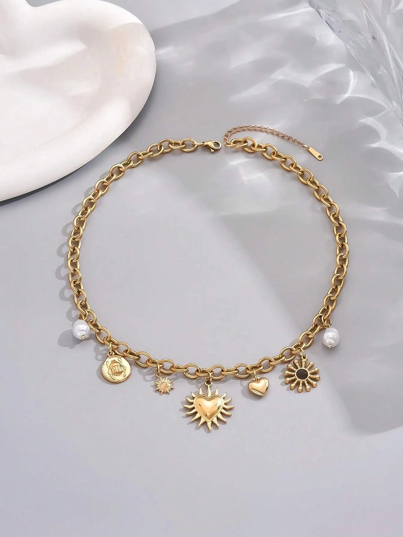 "Glamorous Gold Color Chunky Chain Necklace With Playful Heart Sun Moon Imitation Pearl Charms Women's Garden Parties Jewelry